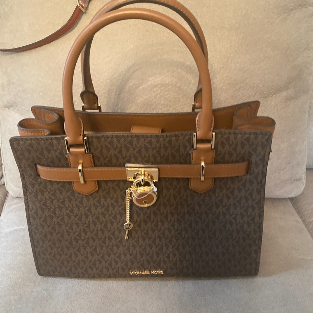 Michael Kors Purses, Wallets Sunglasses etc